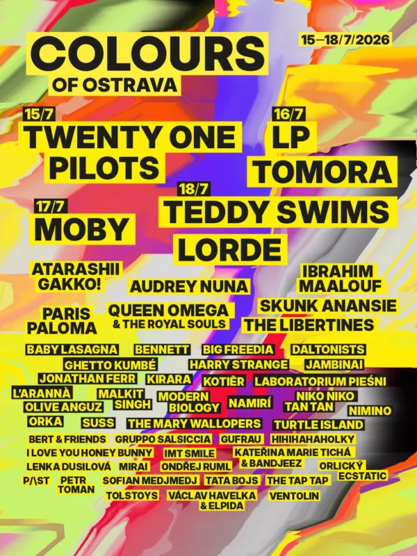 Plagát festivalu „Colours of Ostrava“ 2026 s umelcami ako Twenty One Pilots, Lorde a Moby. Jasné, abstraktné pozadie s výrazným žltým a čiernym textom.