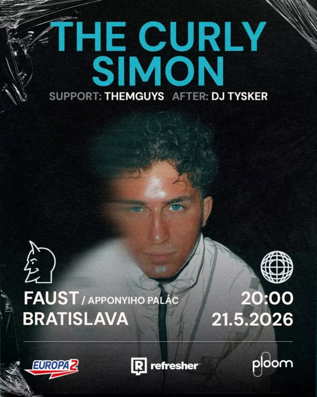 Koncertný plagát skupiny „The Curly Simon“ 21. mája 2026 v klube Faust v Bratislave. Obsahuje predkapely, sponzorov a obrázok osoby v bunde.