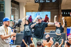 Hip-hopová legenda Laci Strike pozýva do tanca. V Banskej Bystrici povedie workshop pre verejnosť zadarmo Kultúra