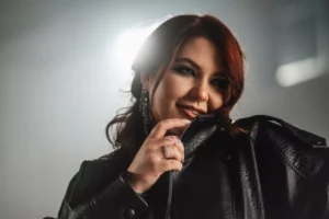 Celeste Buckingham vydáva Watch Me Win, oficiálnu hymnu majstrovstiev Európy žien v hádzanej 2026 Hudba