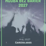 Koncertný dav so zdvihnutými rukami a svetelnými lúčmi vytvára energickú atmosféru; zelený plagát oznamuje „Hudba bez bariér 2027“ a „Už čoskoro“.