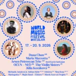 Farebný plagát Svetového hudobného festivalu Bratislava 2026 s portrétmi umelcov v kvetinových kruhoch, modro-oranžovými ľudovými motívmi, dátumami a programom účinkujúcich.