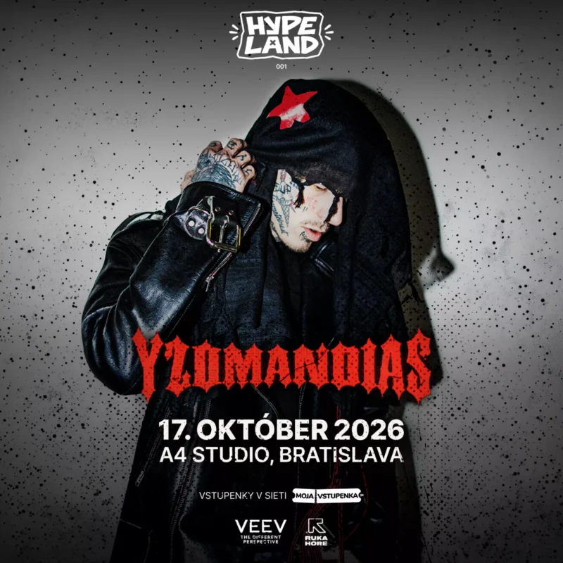 Potetovaná postava v čiernej kapucni s červenou hviezdou na sivom škvrnitom pozadí; surový plagát Hype Land ohlasuje podujatie 17. októbra 2026 v A4 Studio v Bratislave.